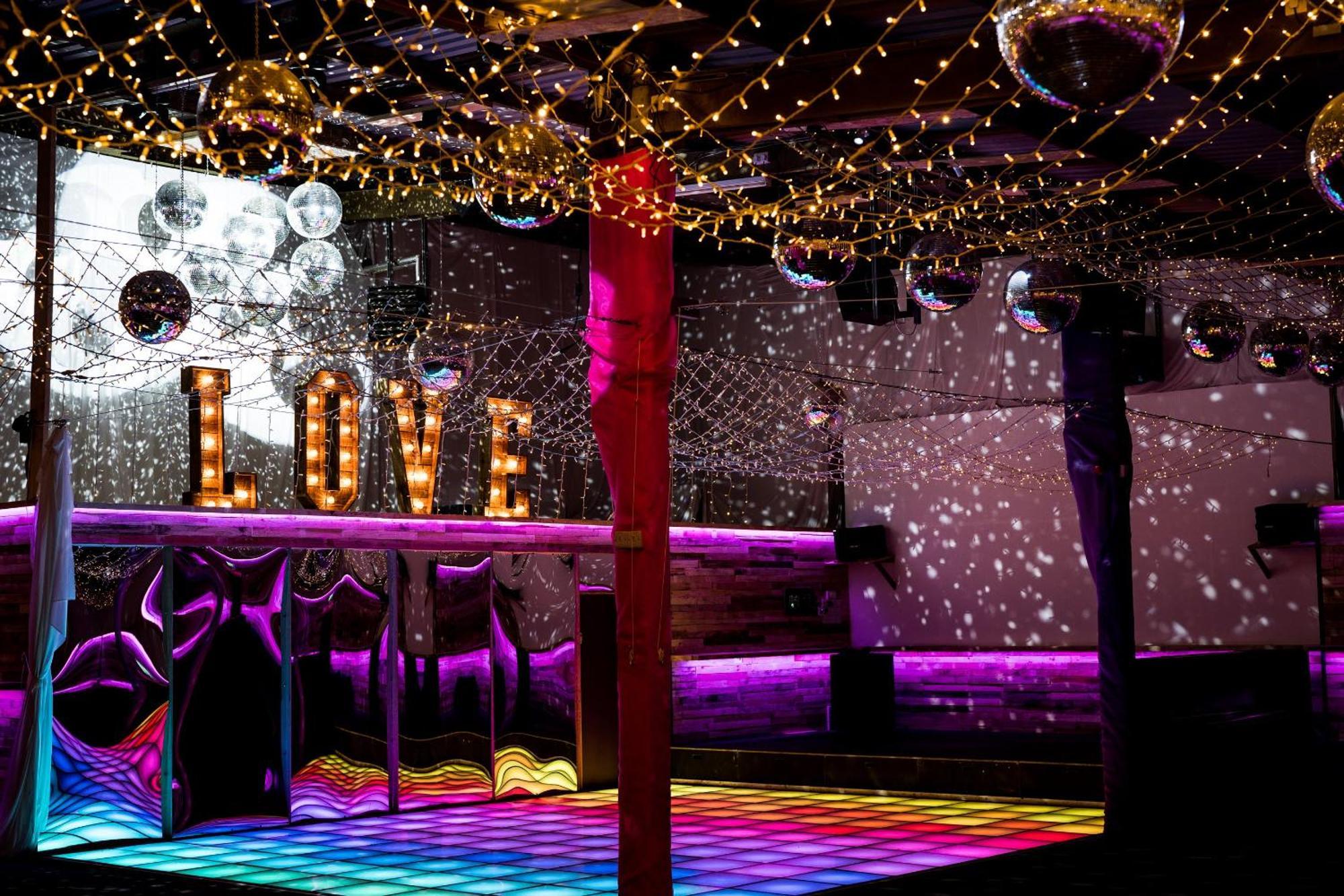 Ash Barton - Big Party House, No Curfew! Villa Wrafton Buitenkant foto