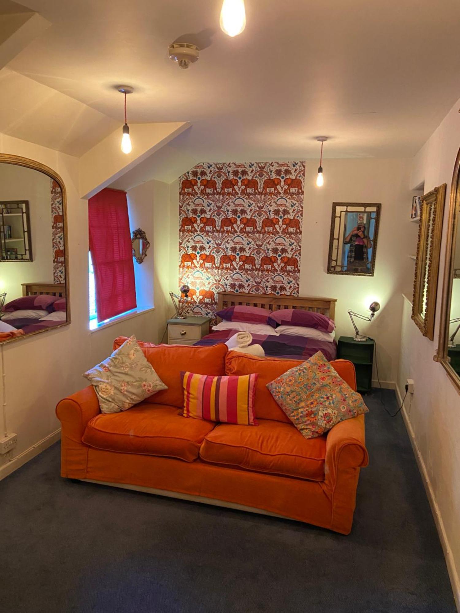 Ash Barton - Big Party House, No Curfew! Villa Wrafton Buitenkant foto