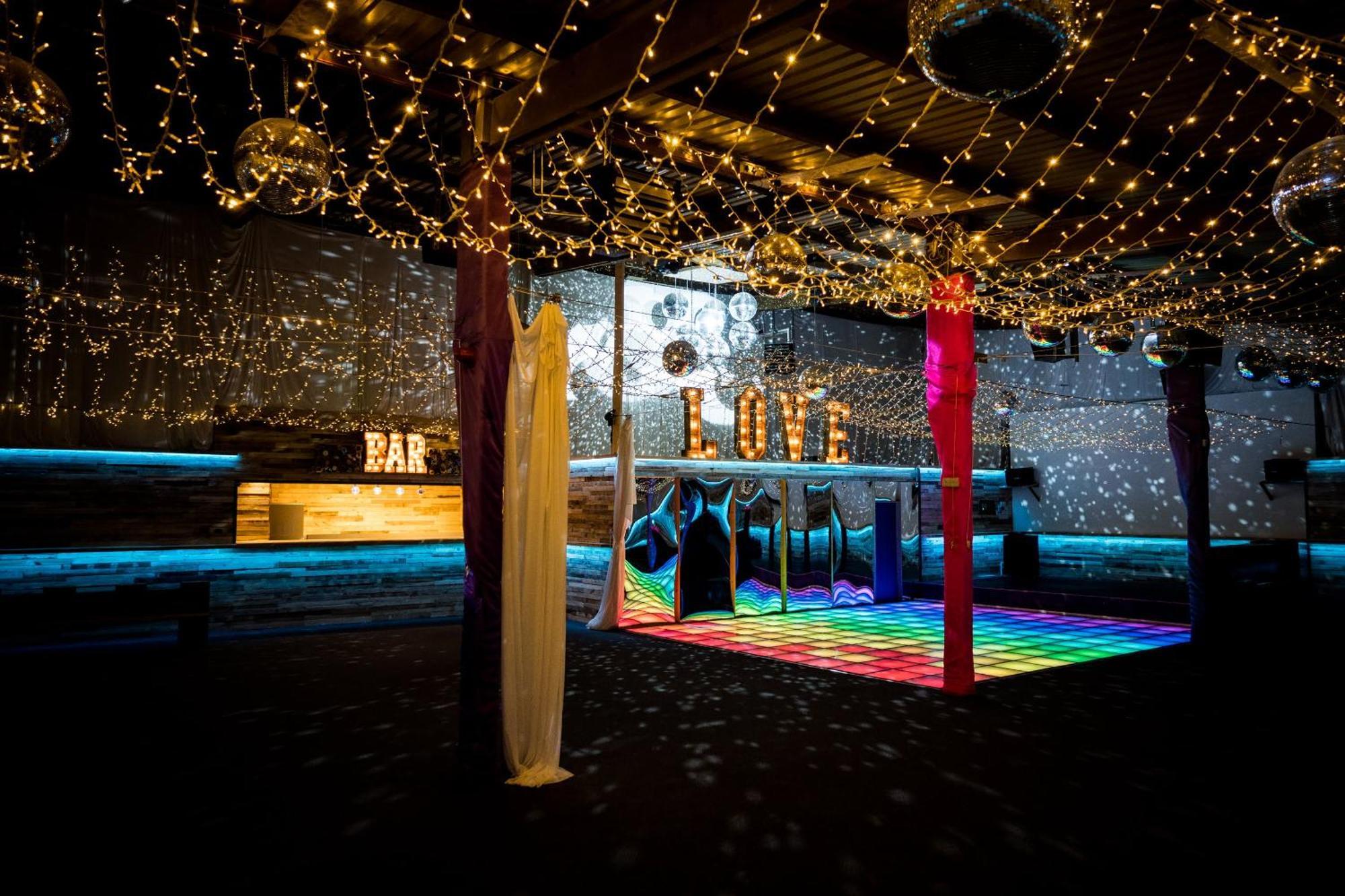Ash Barton - Big Party House, No Curfew! Villa Wrafton Buitenkant foto